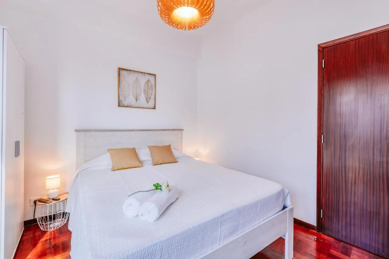 The Millennial Lifestyle Apartment Funchal   Funchal (Madeira)