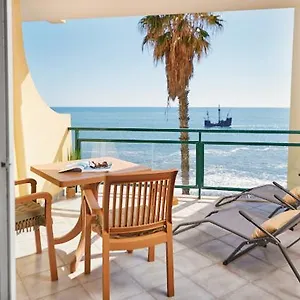  Apartment Lovely With Pool And Sea View