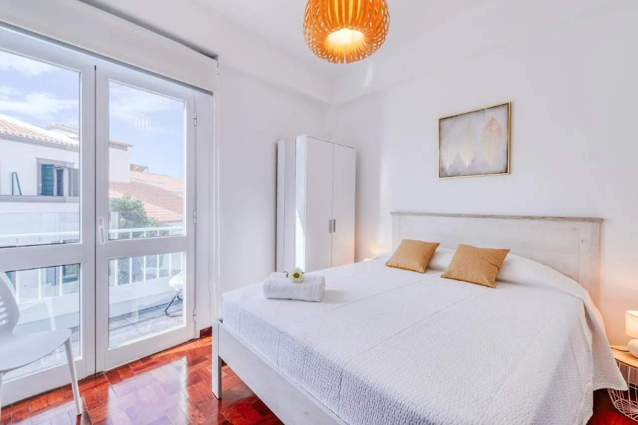 The Millennial Lifestyle Apartment Funchal  0*, Funchal (Madeira)